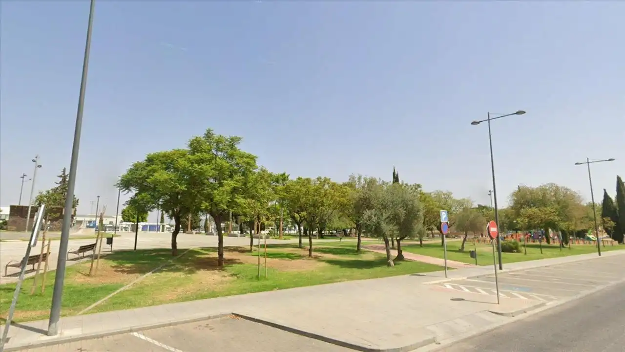 Vista exterior de Planta baja en venta en Alcalá de Guadaira con Terraza