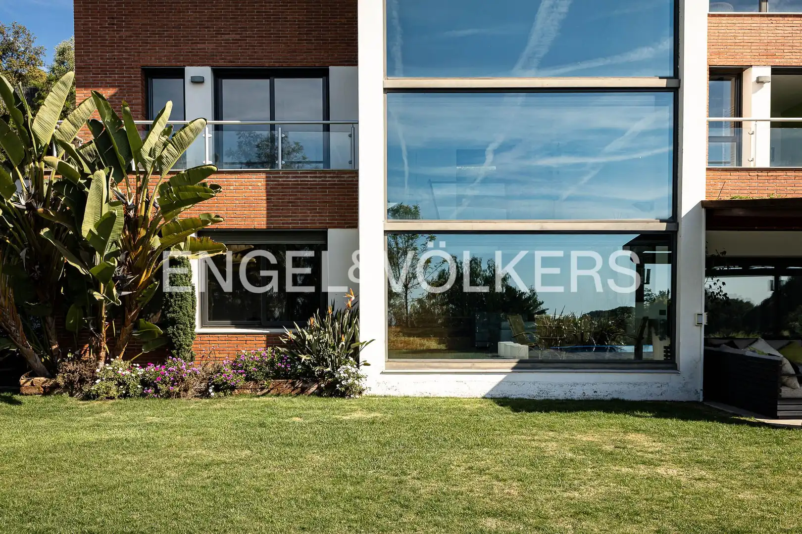 Exterior view of Houses for rent in Sant Andreu de Llavaneres  with Air Conditioner, Heating and Private garden