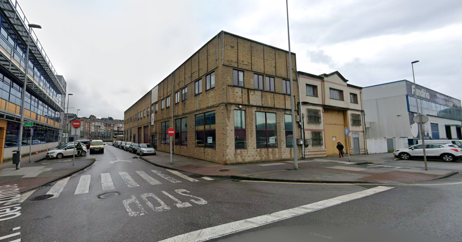 Exterior view of Industrial buildings to rent in Avilés