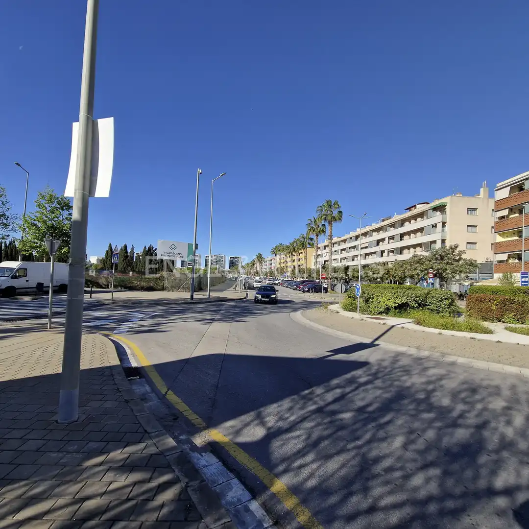 Außenansicht von Fabrik Grundstücke zum Verkauf in Viladecans