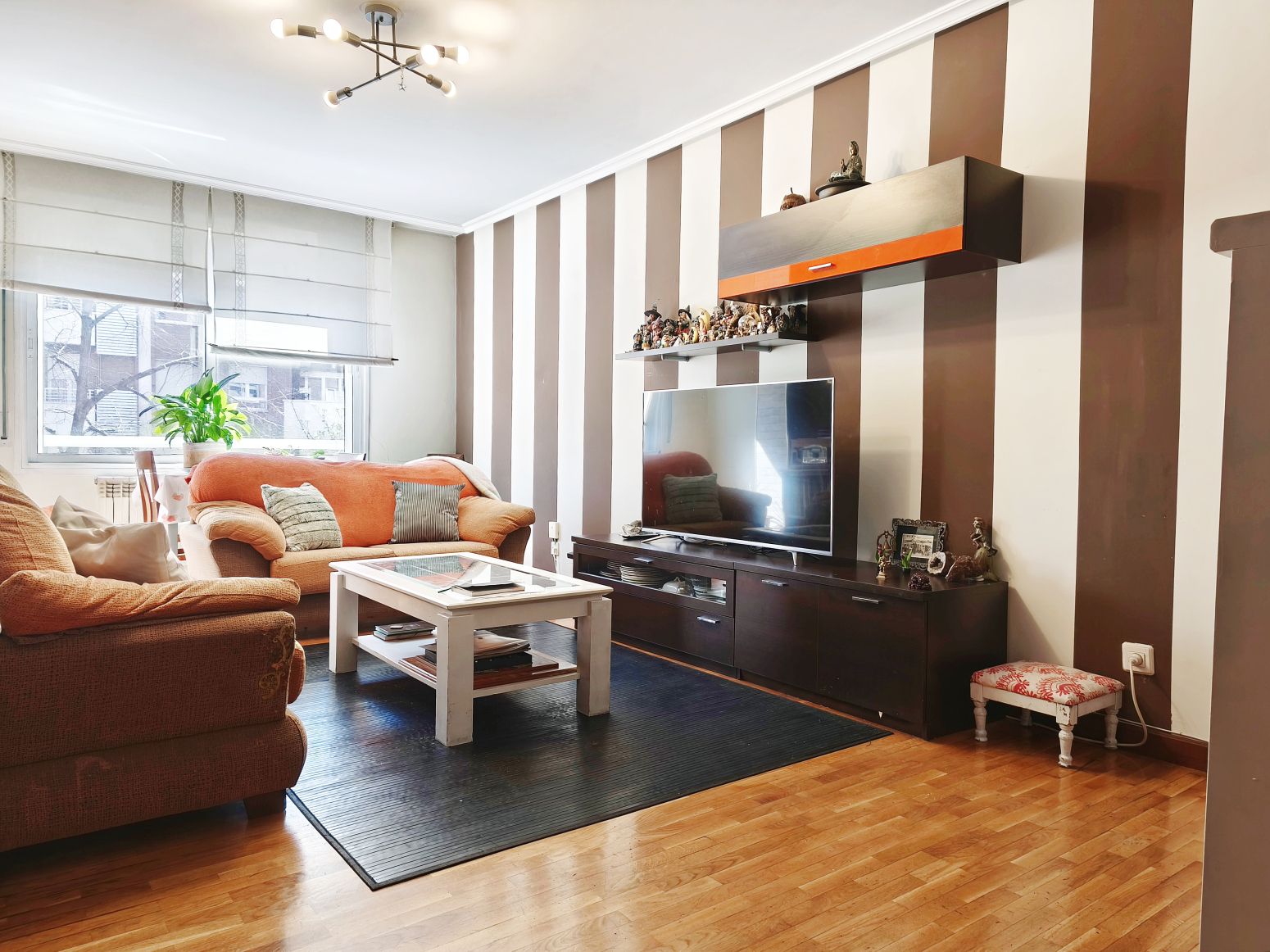 Living room of Flat for sale in  Logroño  with Heating, Parquet flooring and Terrace