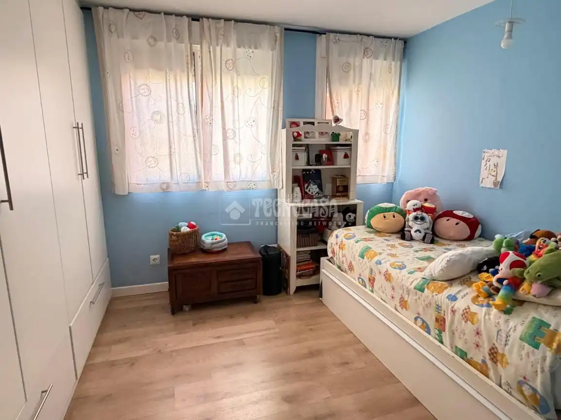 Bedroom of Attic for sale in Valdemoro  with Air Conditioner, Heating and Terrace