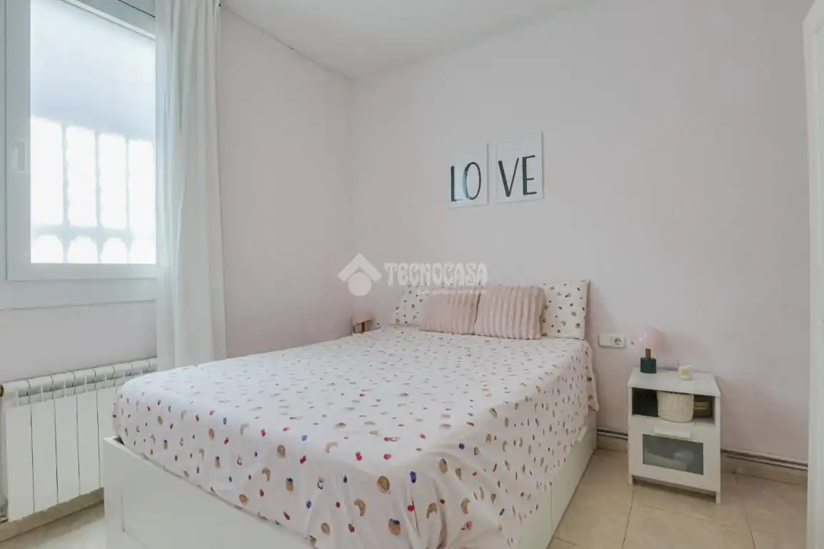 Schlafzimmer von Einfamilien-Reihenhaus zum Verkauf in Martorelles