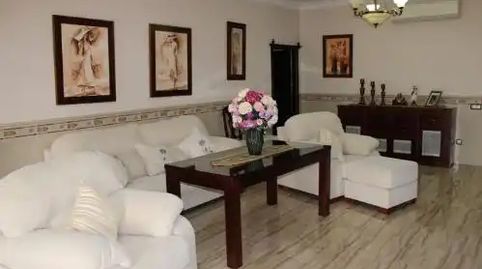 Foto 2 de Casa o xalet en venda a Calle Aguilar, 20, La Rambla, Córdoba