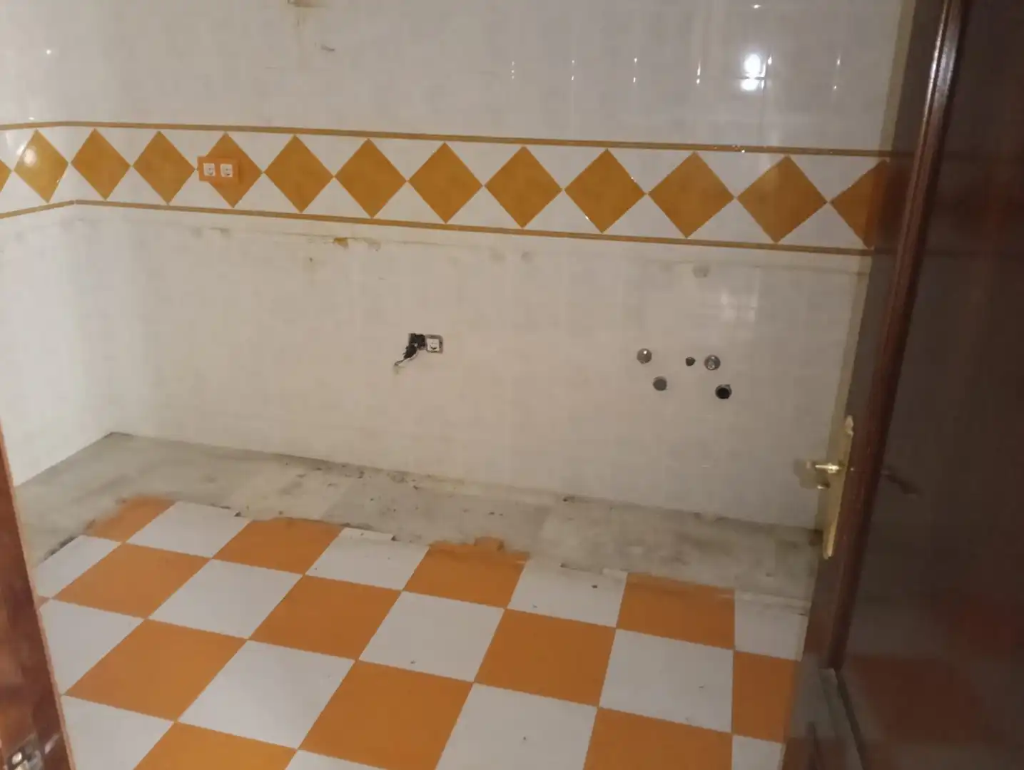 Badezimmer von Wohnung zum Verkauf in Villaverde del Río mit Terrasse und Balkon