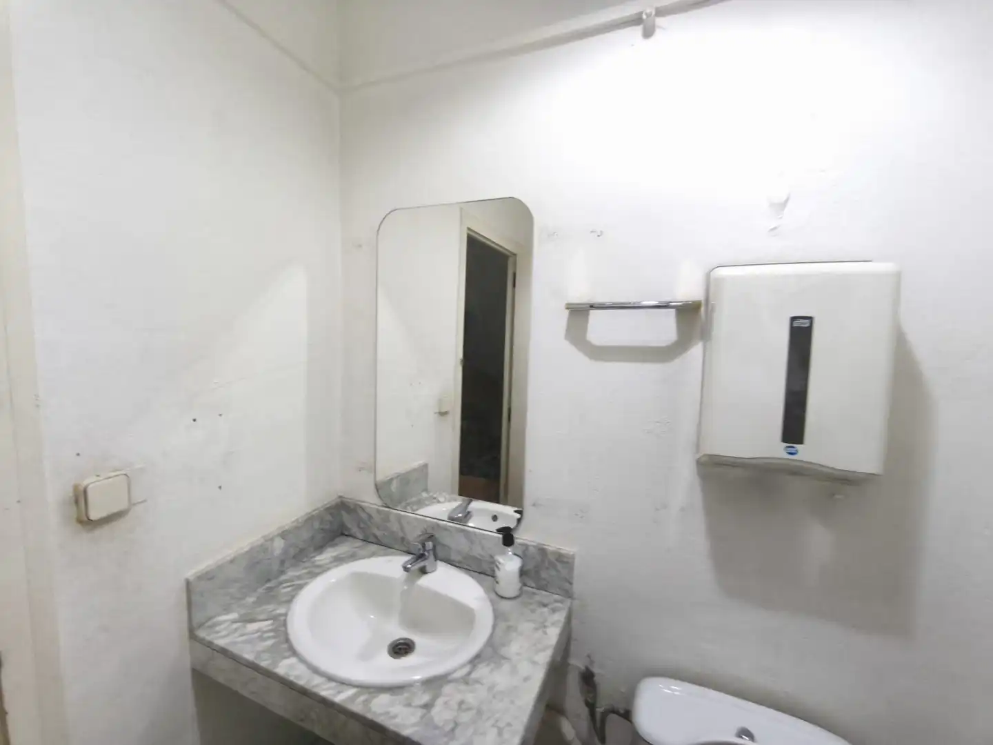 Business premises for sale in Avinguda Sant Esteve, imagen 11