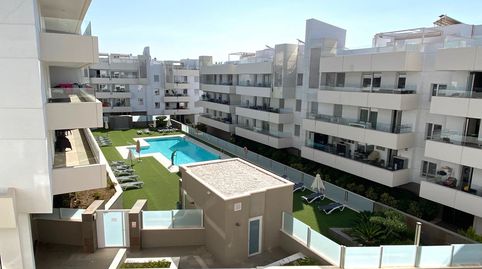 Apartamento de Lujo de 3 Dormitorios con Terraza, Piscina Comunitaria y Parking, imatge 2