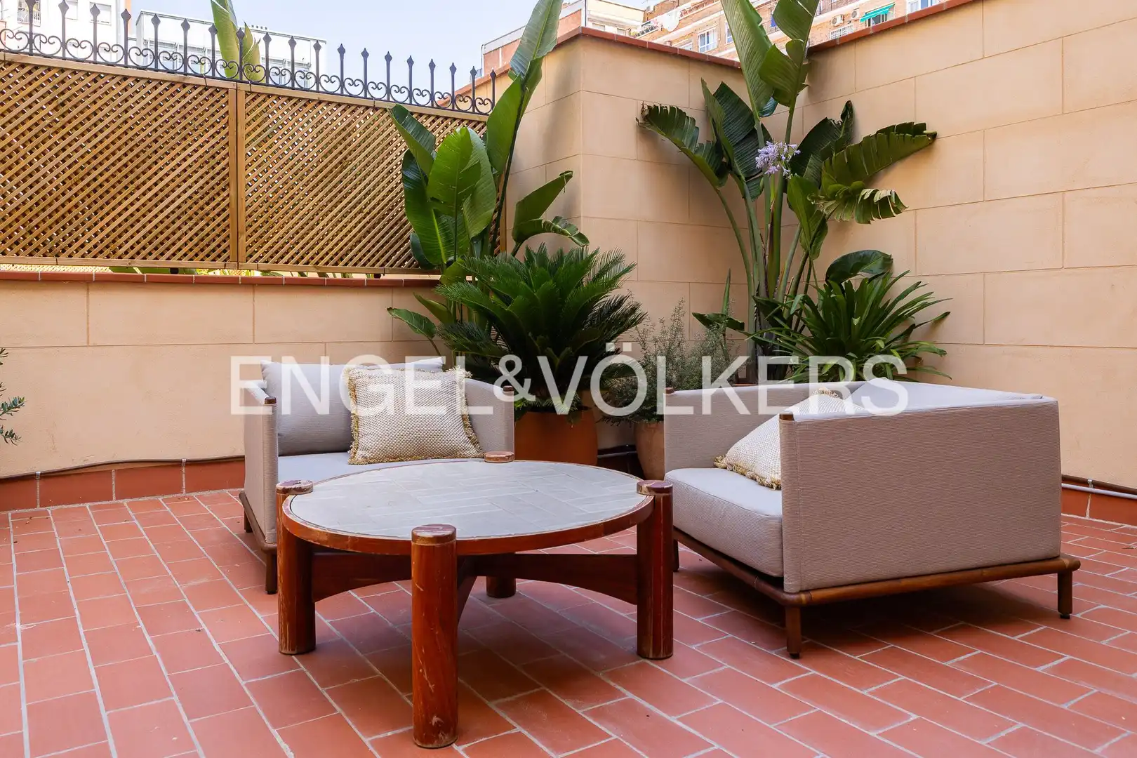 Terrasse von Wohnung zum Verkauf in Barcelona mit Klimaanlage, Heizung und Parkett