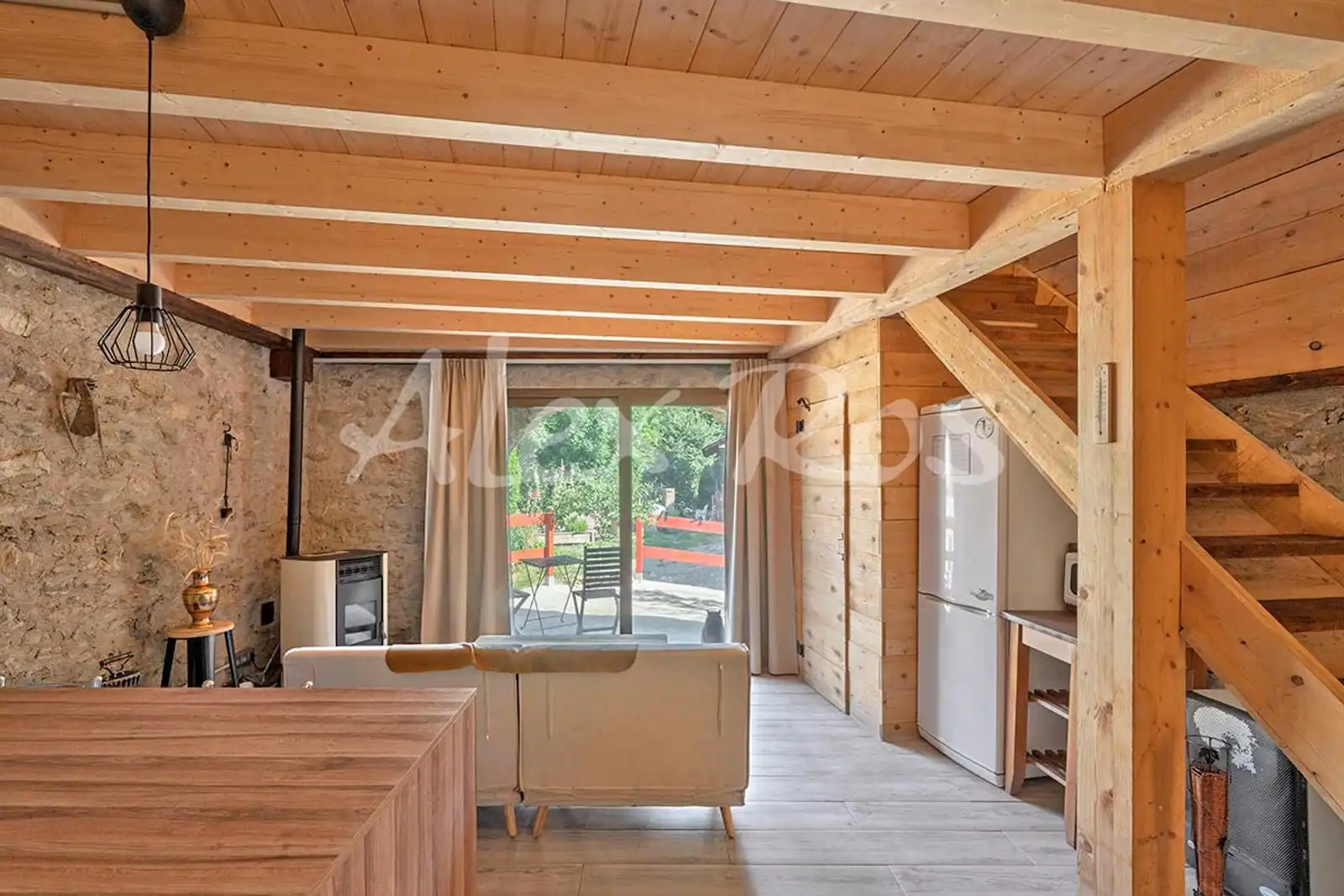 Sala de estar de Casa o chalet en venta en Llo con Terraza y Trastero