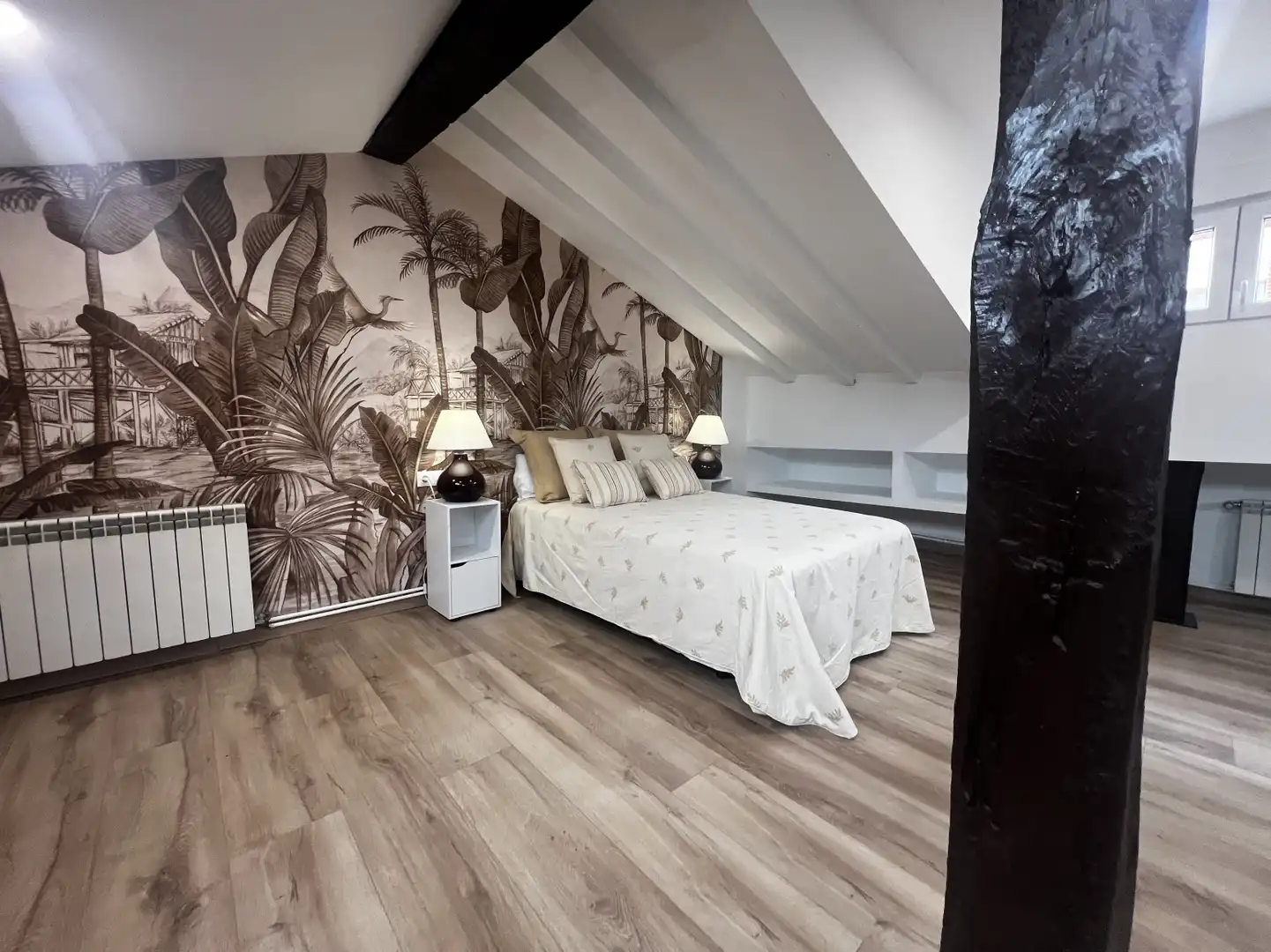 Habitación de Ático en venta en Santander con Calefacción, Jardín privado y Parquet