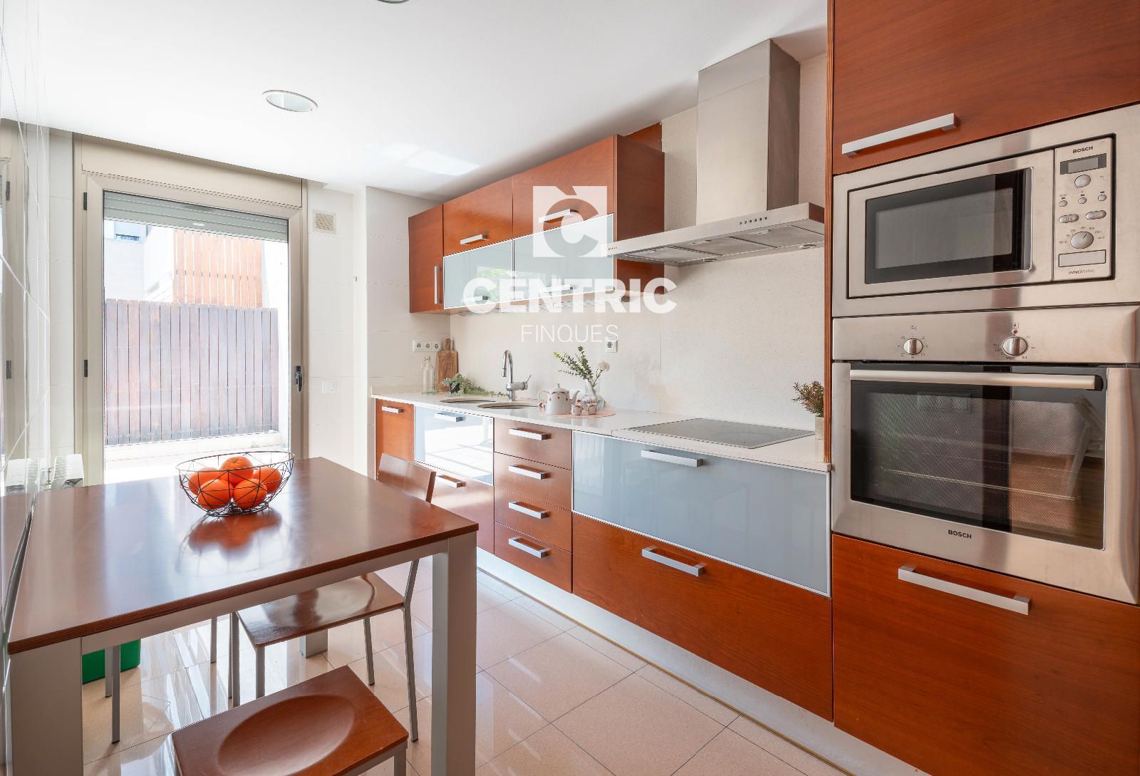 Kitchen of House or chalet for sale in Terrassa  with Air Conditioner, Heating and Terrace