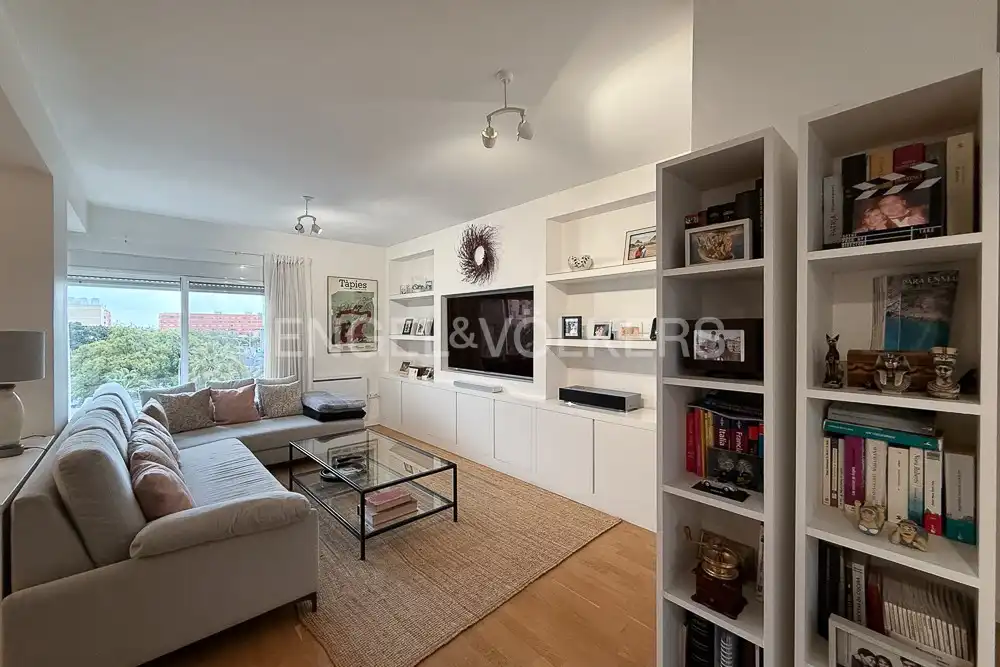 Sala de estar de Piso de alquiler en Valencia con Aire acondicionado, Calefacción y Parquet
