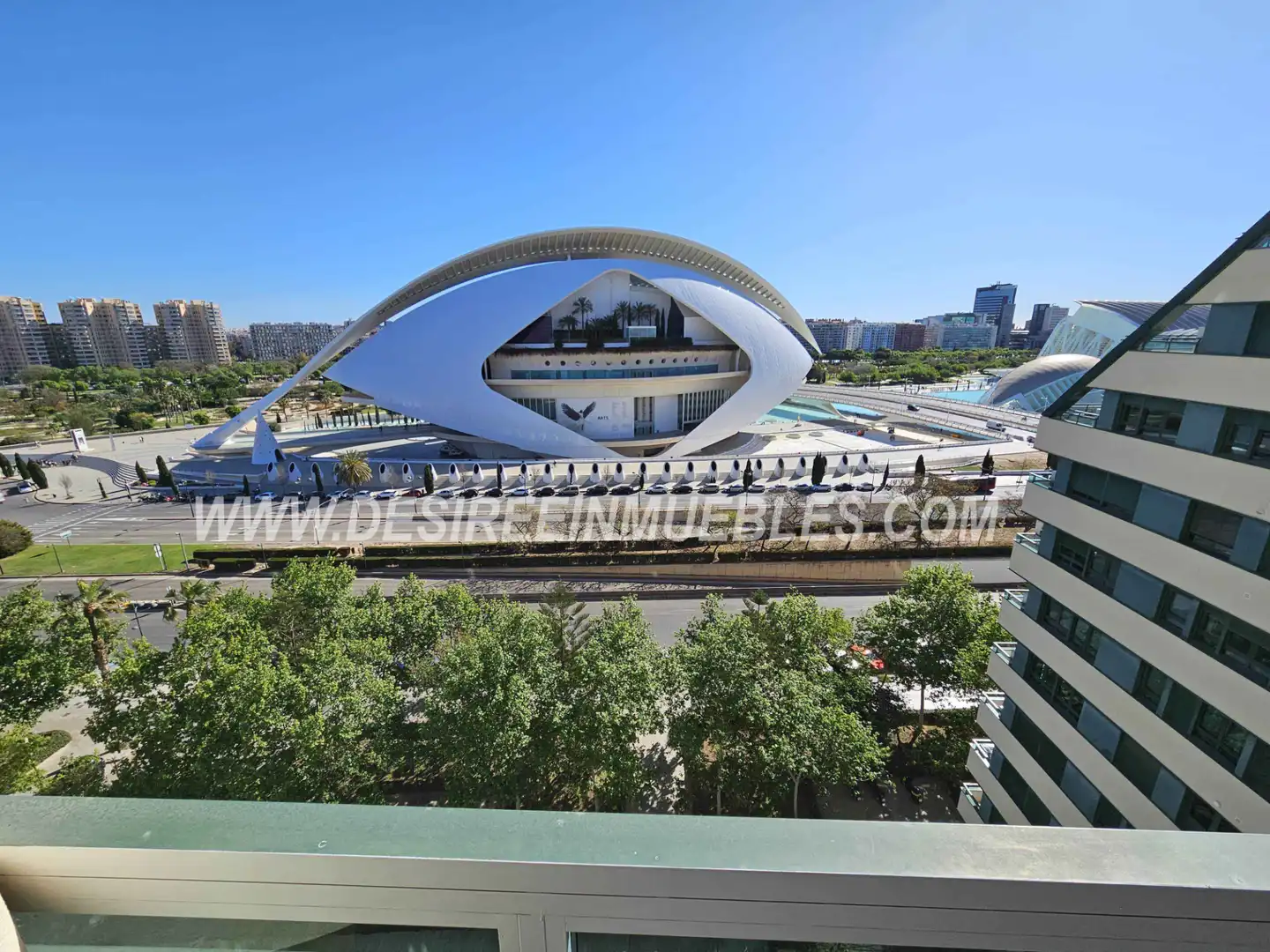 Vista exterior de Piso en venta en Valencia con Aire acondicionado, Calefacción y Terraza