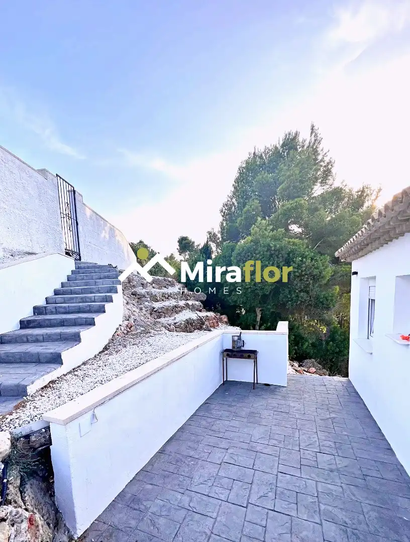 Vista exterior de Casa o chalet en venta en Dénia con Aire acondicionado, Jardín privado y Terraza
