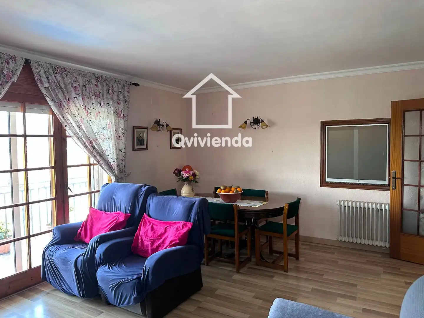 Sala de estar de Casa o chalet en venta en Lliçà d'Amunt con Aire acondicionado, Trastero y Piscina