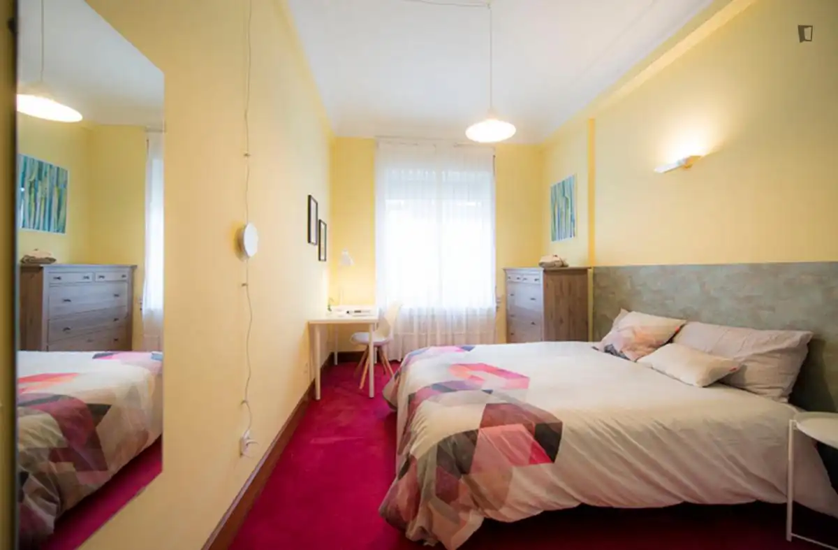 Room in Abandoibarra - Guggenheim