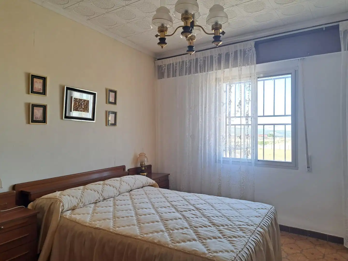 Bedroom of Houses for sale in Villargordo del Cabriel  with Terrace and Storage room