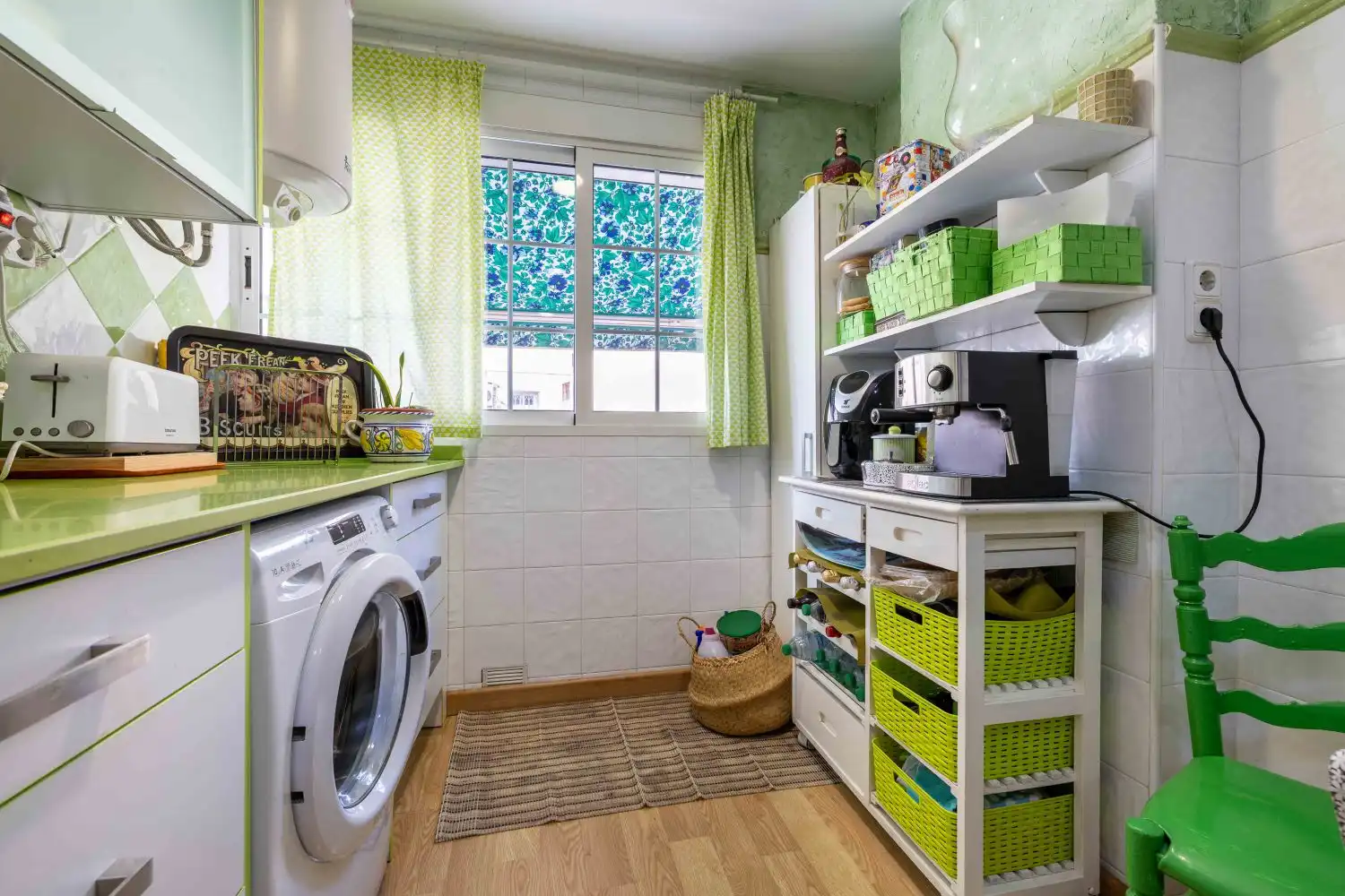 Kitchen of Flat for sale in Murcia  with Air Conditioner, Parquet flooring and Storage room