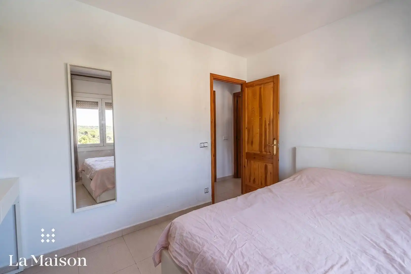 Dormitori de Casa o xalet en venda en Arenys de Mar amb Jardí privat, Terrassa i Traster