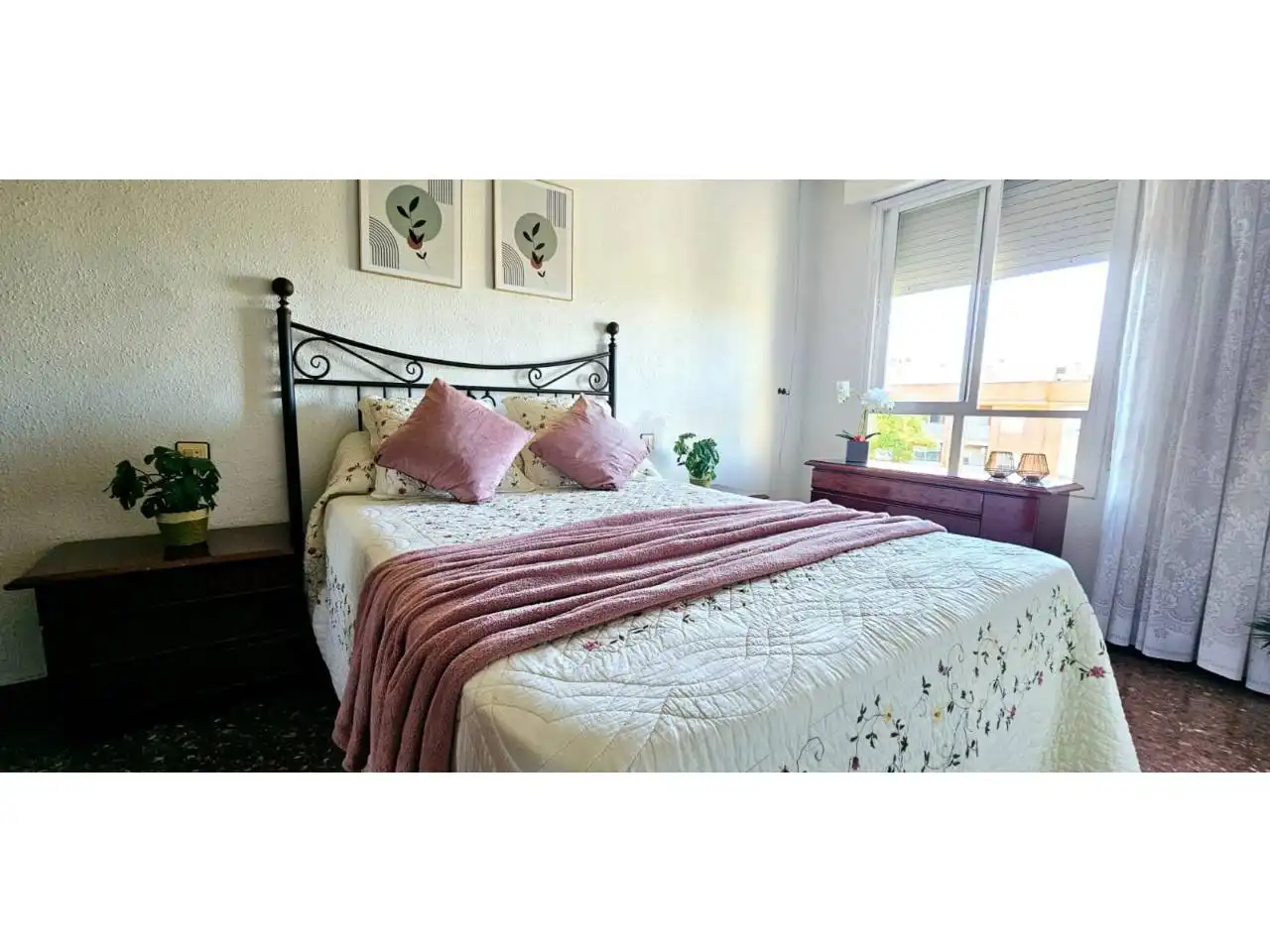 Bedroom of Flat for sale in Casco Urbano