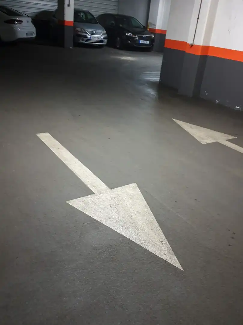 Parking of Garage for rent in Madrid