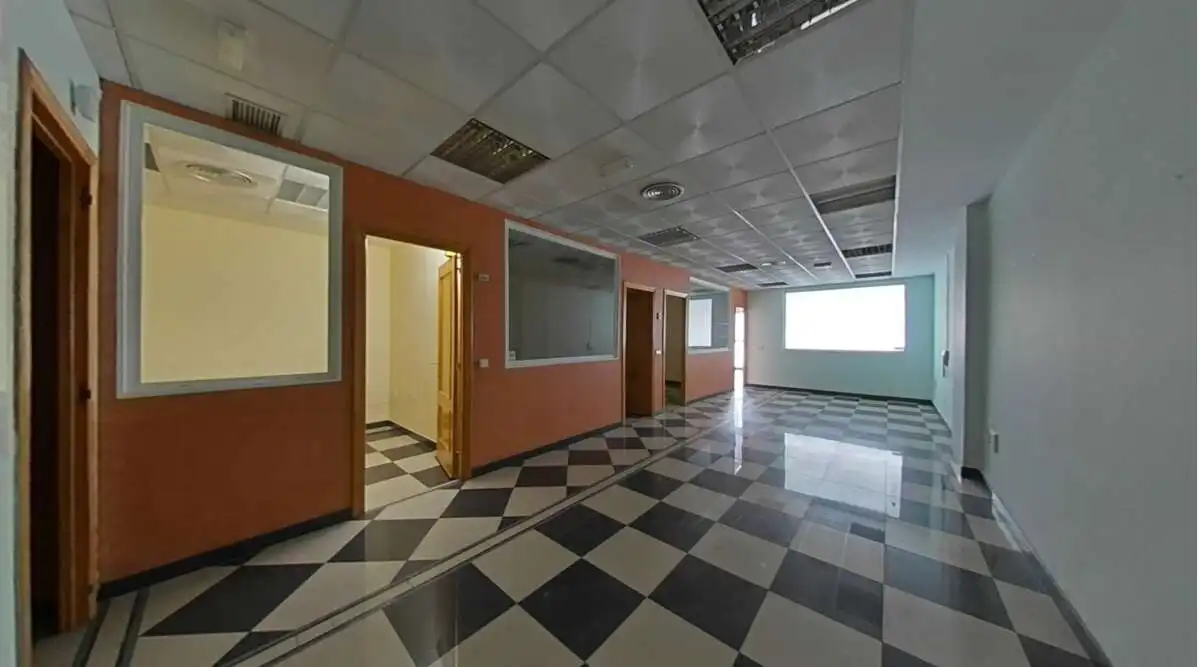 Büro mit Aufzug zum Verkauf in El Parador de las Hortichuelas, imagen 3