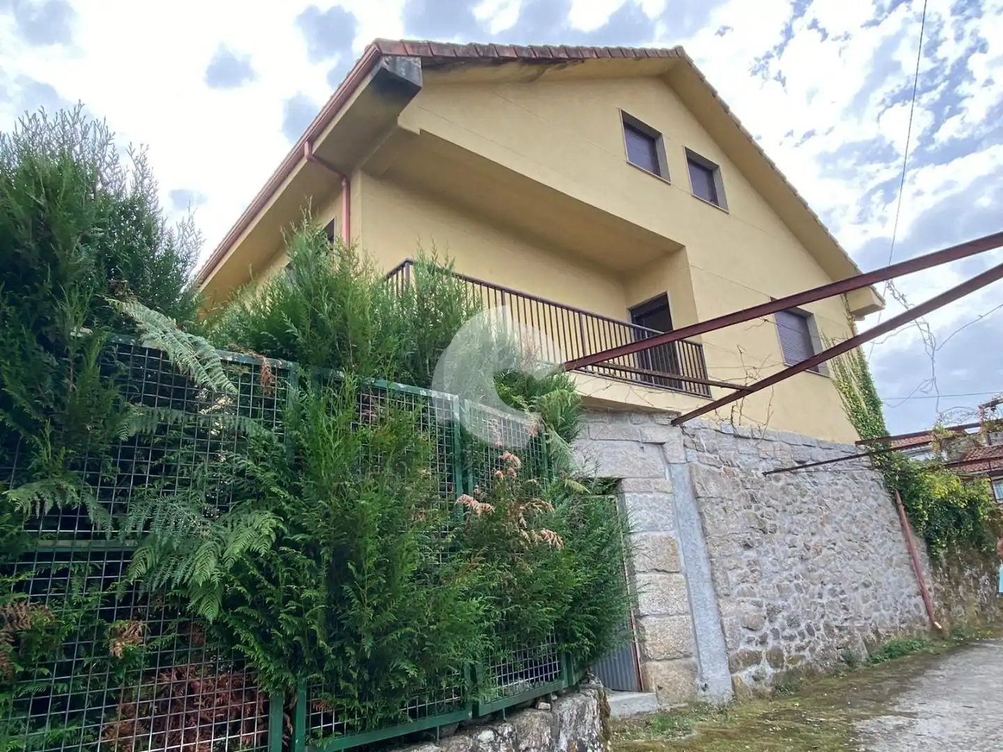 House with garden for sale in DE PORTUGAL