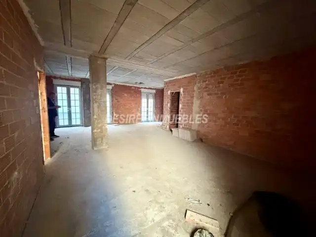 Buildings for sale in Valencia