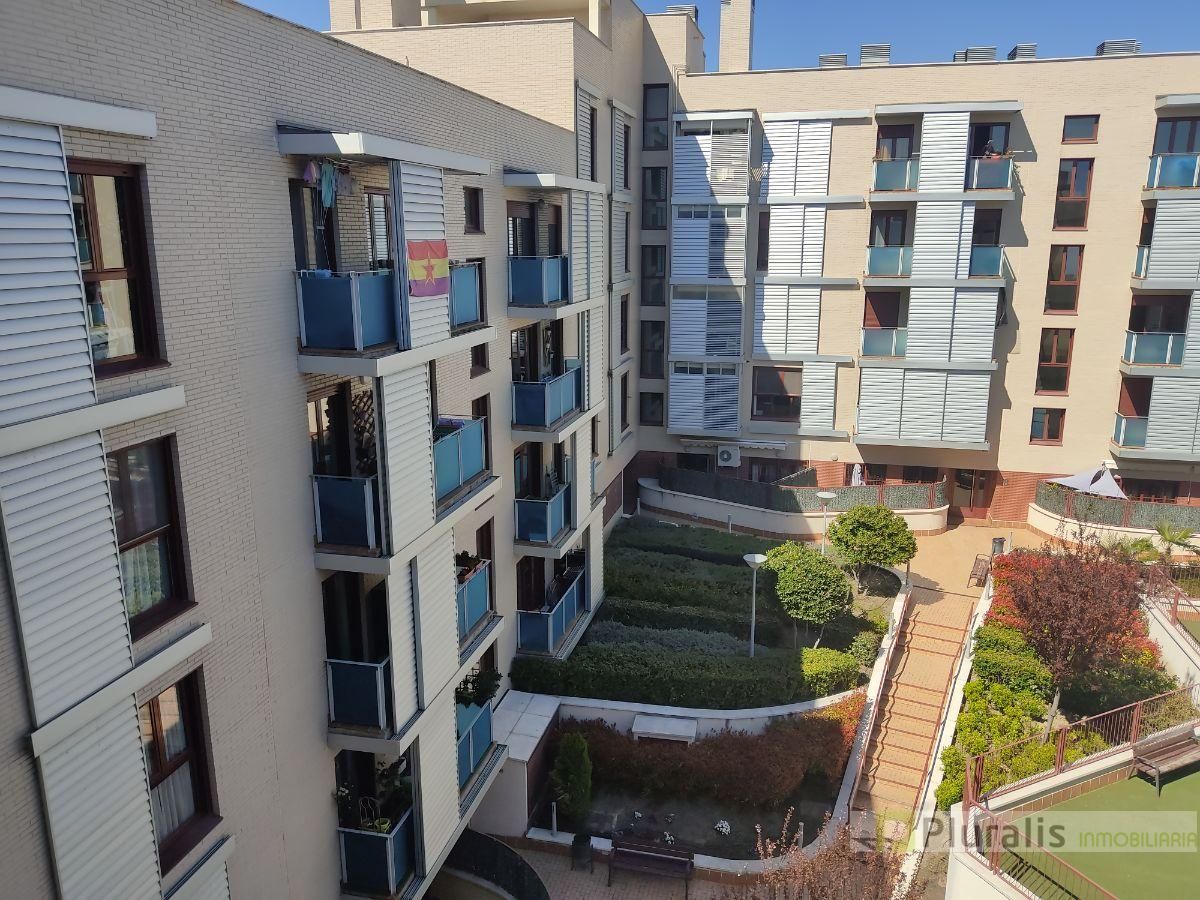 Exterior view of Flat to rent in Getafe  with Air Conditioner, Heating and Terrace