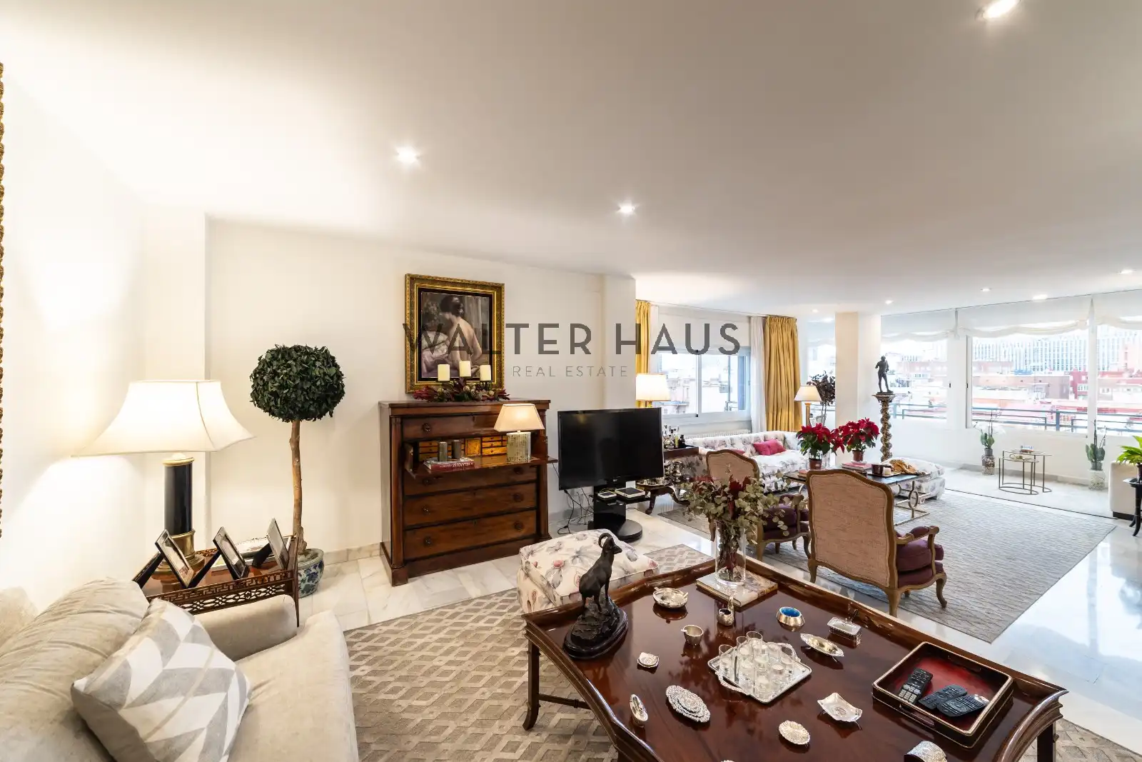 Sala d'estar de Dúplex en venda en Madrid amb Aire condicionat, Terrassa i Traster