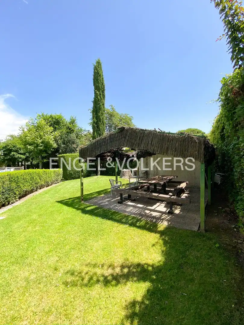 Terrasse von Wohnung zur Miete in Villaviciosa de Odón mit Klimaanlage, Heizung und Privatgarten