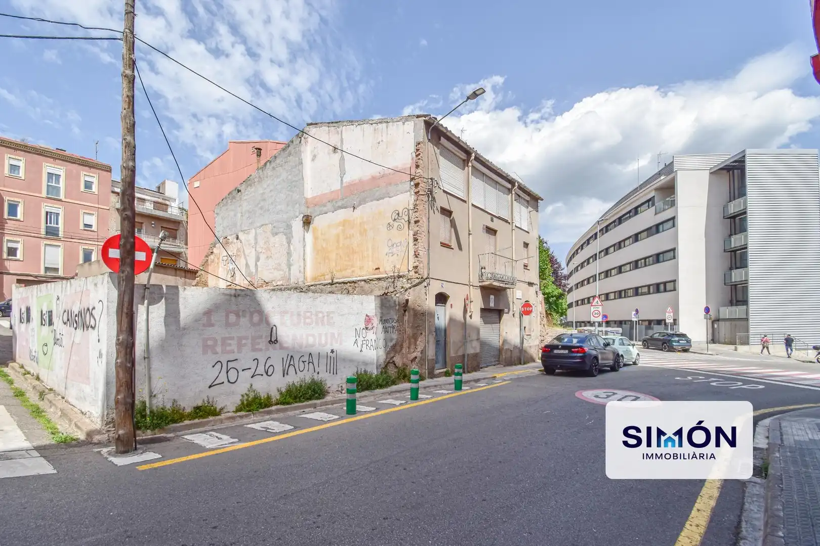 Außenansicht von Residential zum Verkauf in Manresa