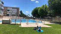 Piscina de Pis en venda en Parla amb Aire condicionat, Terrassa i Piscina