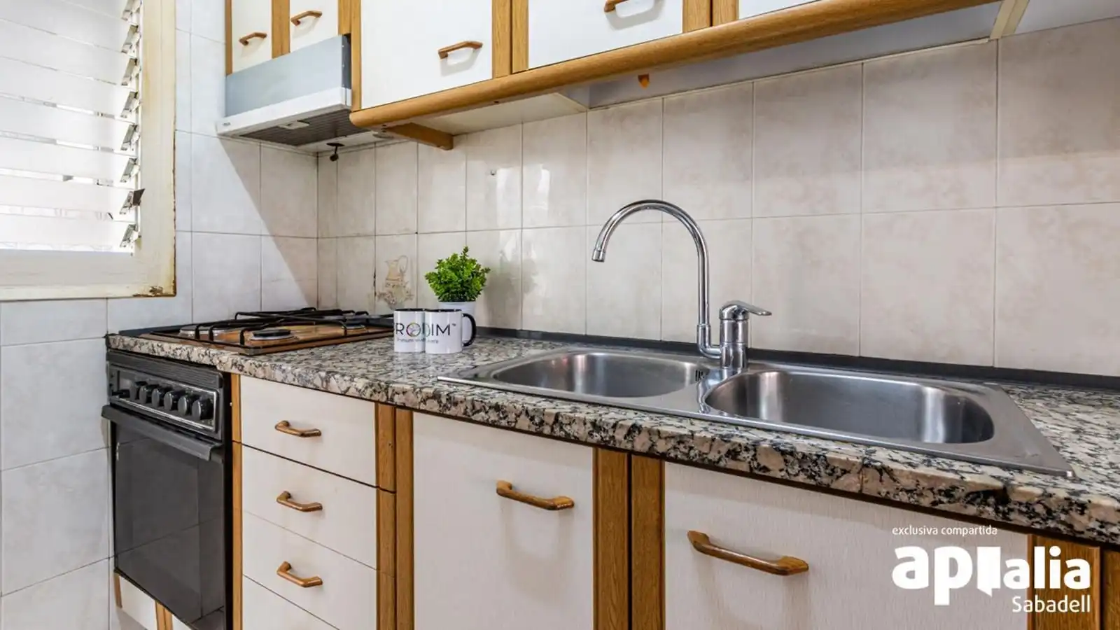 Cocina de Piso en venta en Sabadell con Aire acondicionado, Calefacción y Terraza