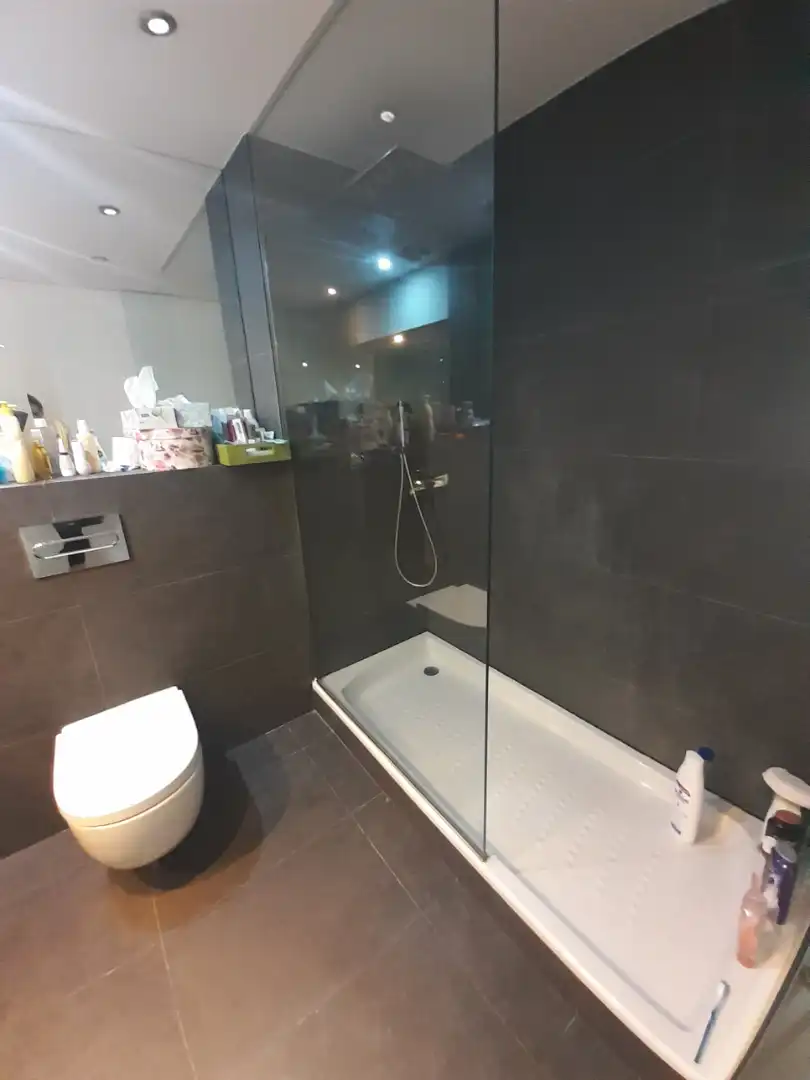Bathroom of Flat for sale in Barcelona  with Air Conditioner, Heating and Parquet flooring