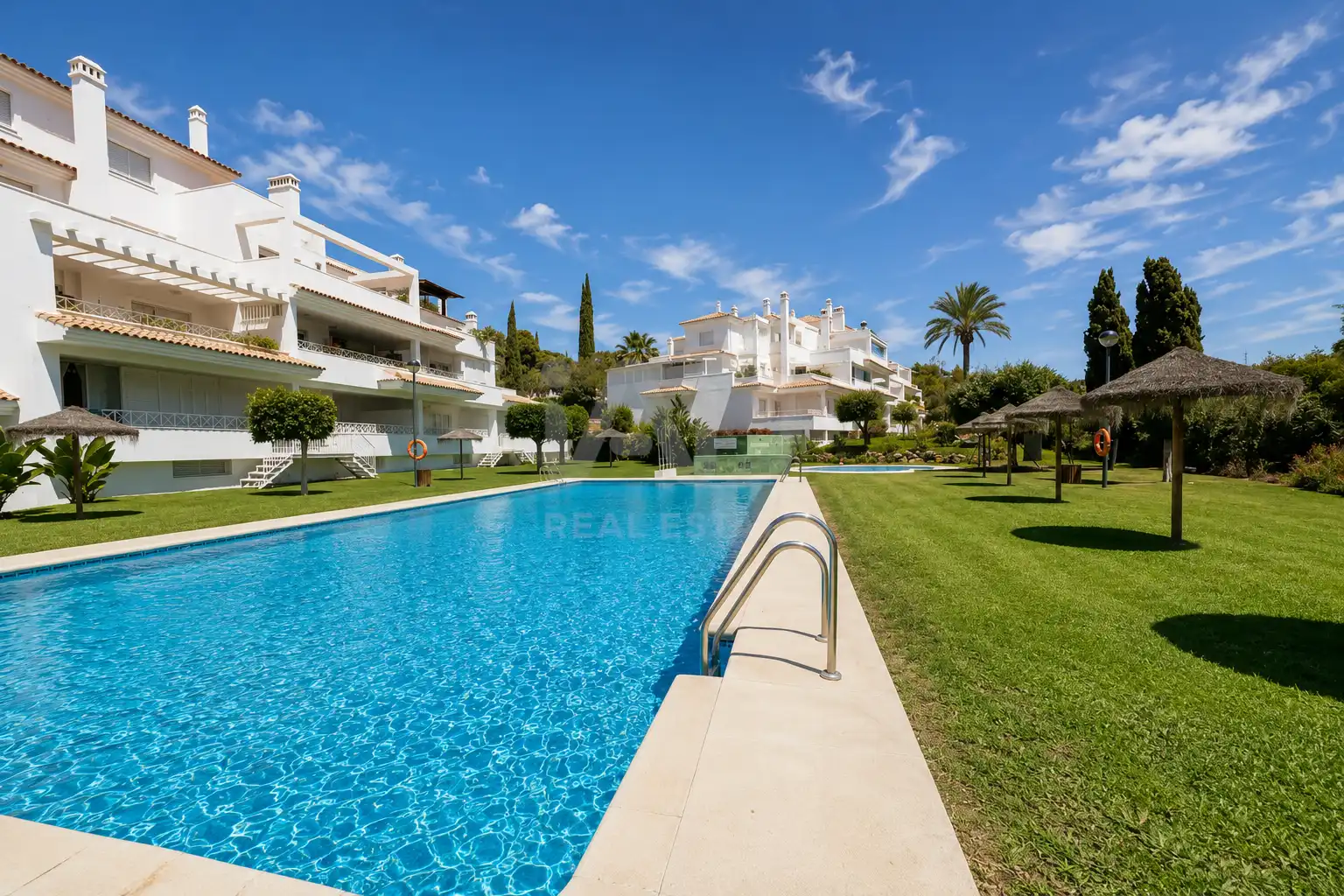 Exterior view of Flat for rent in Marbella  with Terrace and Swimming Pool