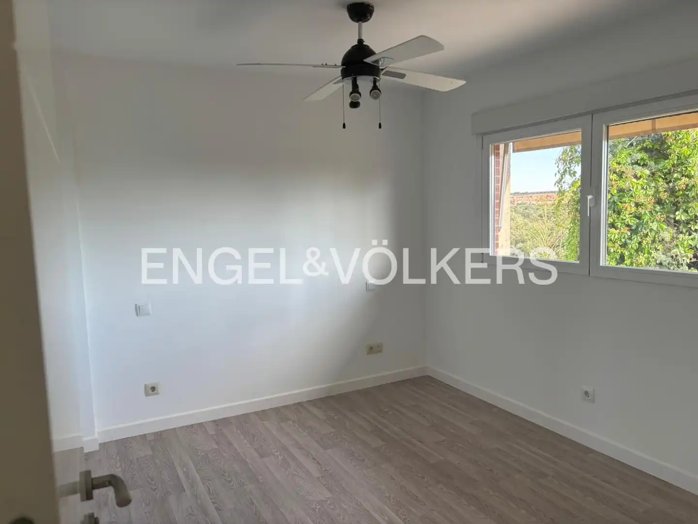 Habitación de Casa o chalet de alquiler en Las Rozas de Madrid con Aire acondicionado, Calefacción y Terraza