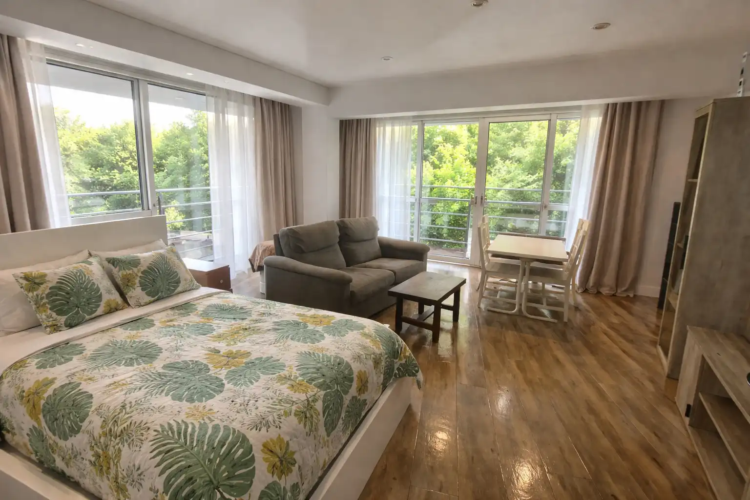 Bedroom of Lofts for sale in Castell d'Aro, Platja d'Aro i s'Agaró  with Air Conditioner, Heating and Parquet flooring