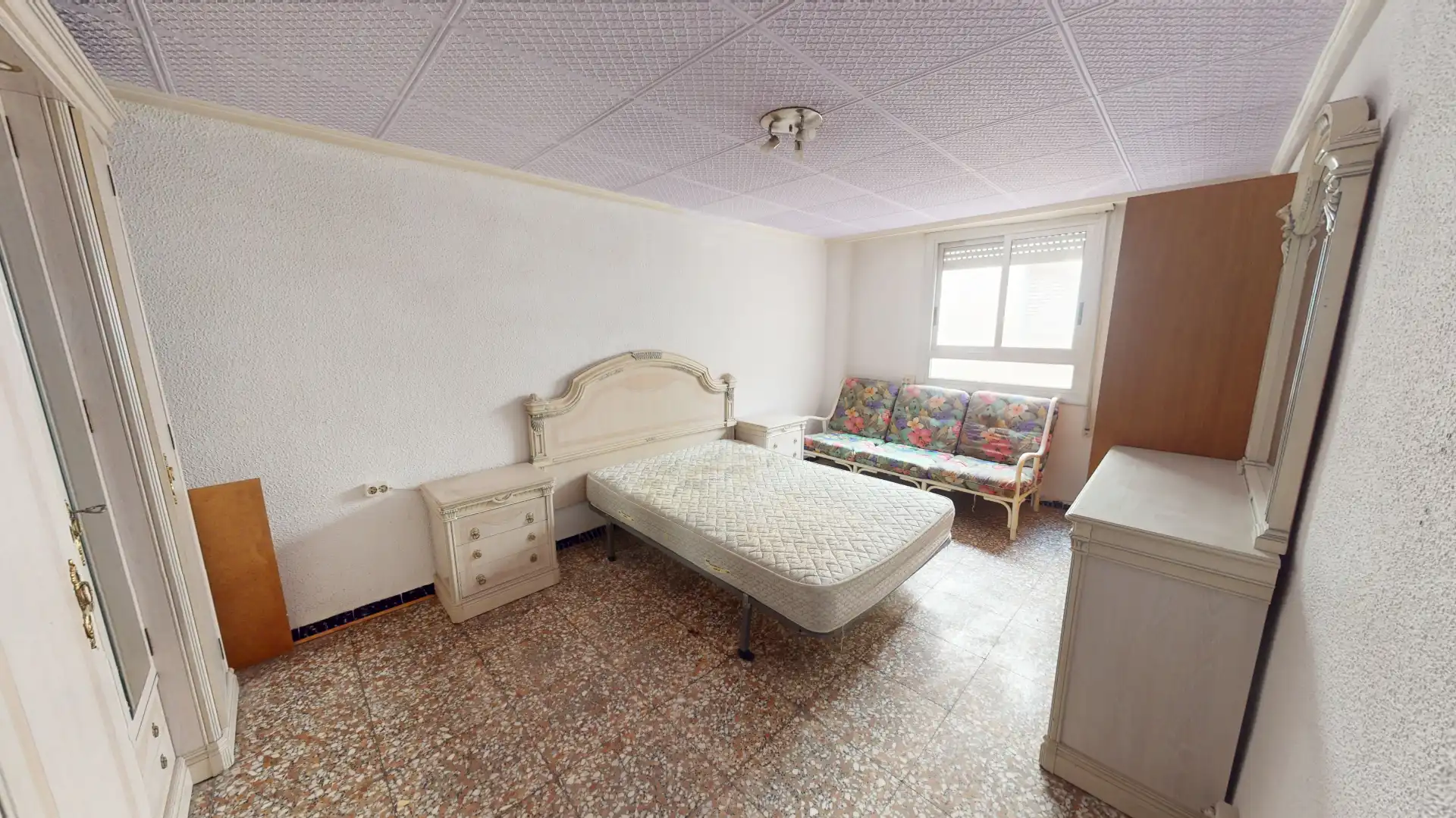 Bedroom of Flat for sale in Elche / Elx  with Furnished