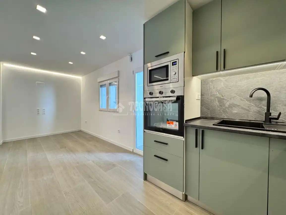 Kitchen of Flat for sale in Alcobendas  with Air Conditioner and Heating