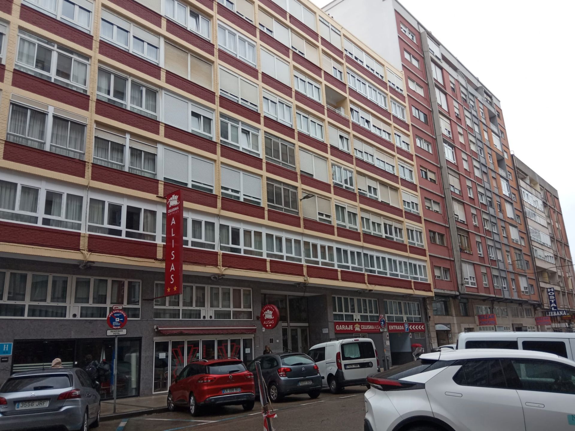 Exterior view of Flat for sale in Santander  with Parquet flooring, Oven and Washing machine