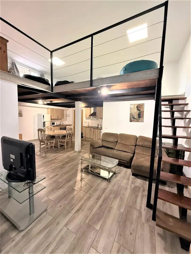Sala d'estar de Dúplex en venda en Benalmádena amb Aire condicionat, Terrassa i Piscina comunitària