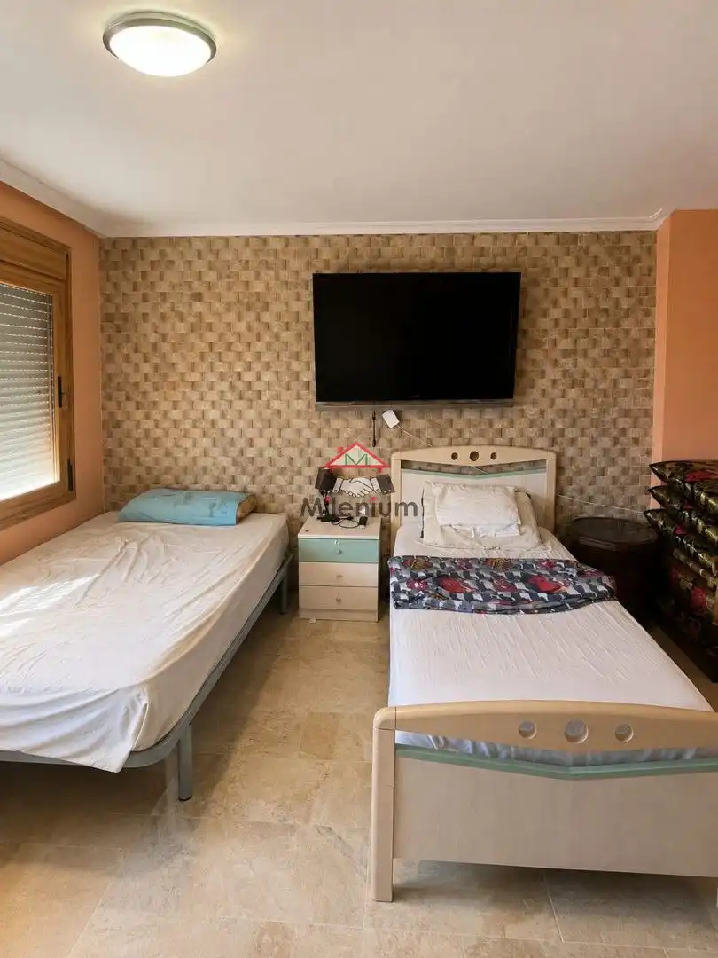Habitación de Casa o chalet en venta en Algeciras con Aire acondicionado, Jardín privado y Terraza