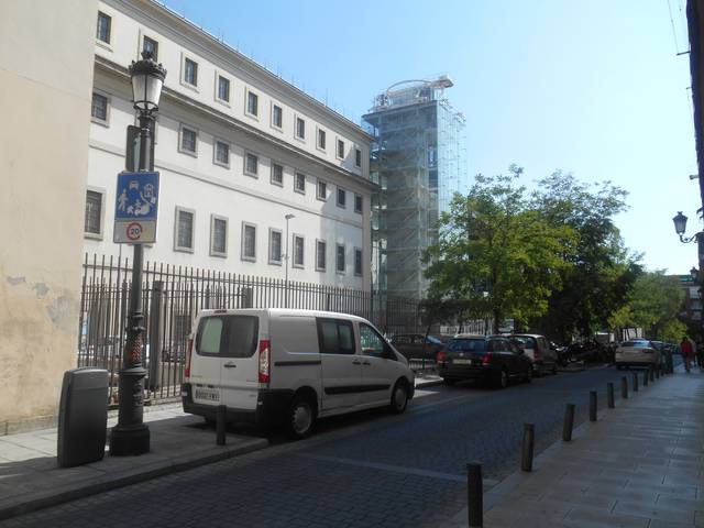 Piso en Alquiler en Calle de Santa Isabel en Embajadores - Lavapiés