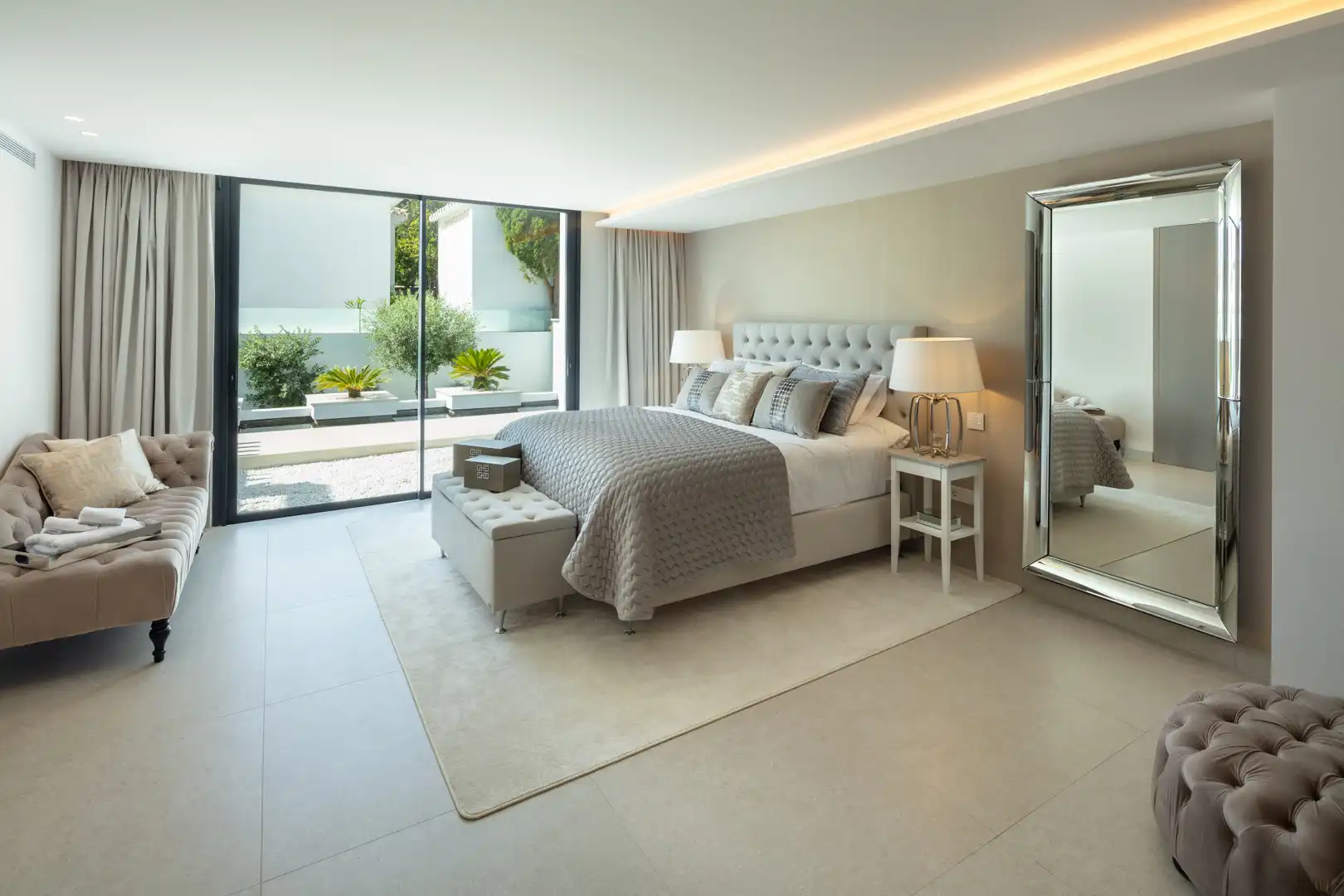 House with pool for sale in Marbella Centro, imagen 6