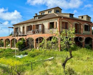 Exterior view of Country house for sale in Vilanova i la Geltrú