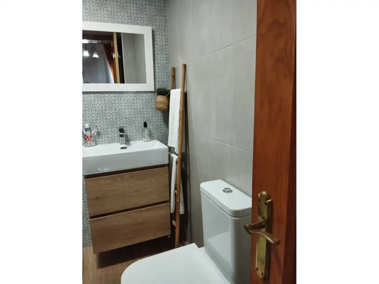 Bathroom of Flat for sale in Casares  with Air Conditioner