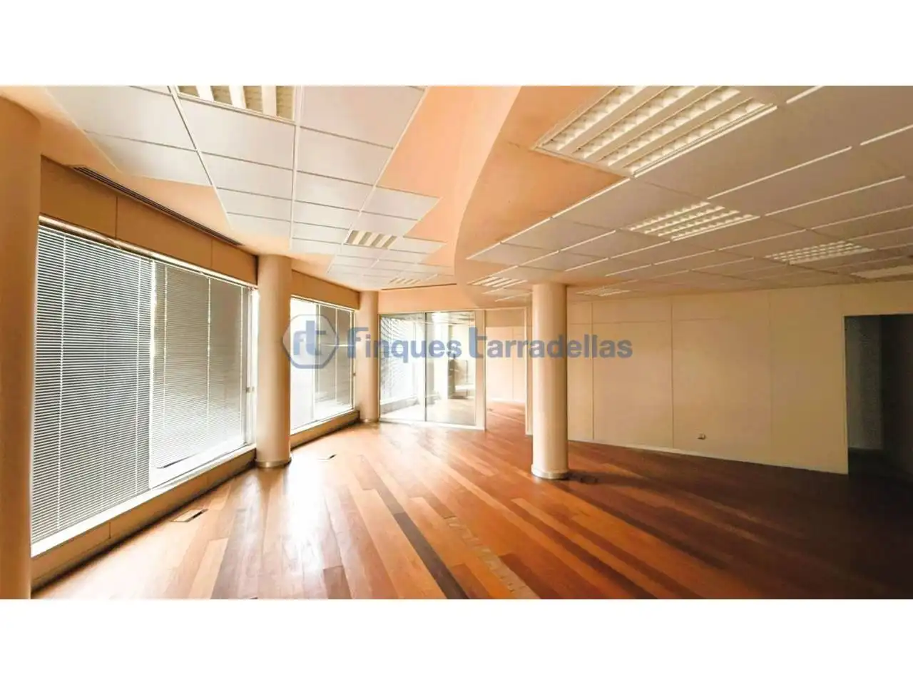 Business premises for sale in Centre