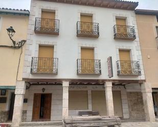 Vista exterior de Casa adosada en venda en Tendilla amb Aire condicionat