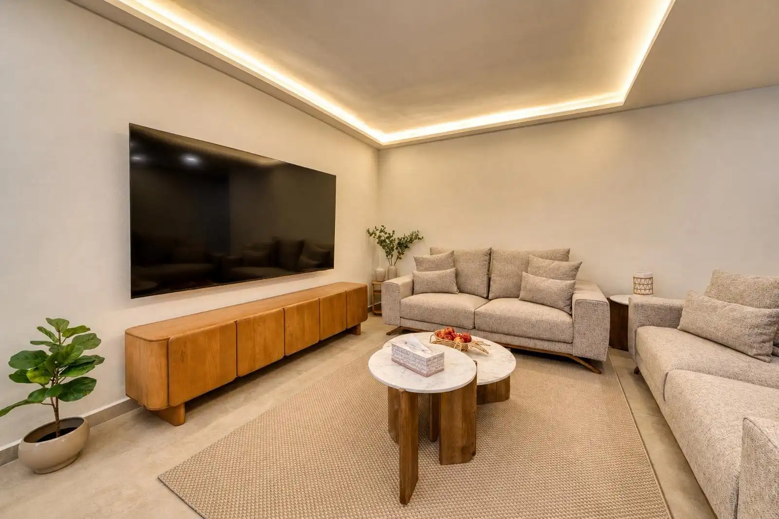 Sala d'estar de Apartament de lloguer en Marbella amb Aire condicionat, Terrassa i Traster